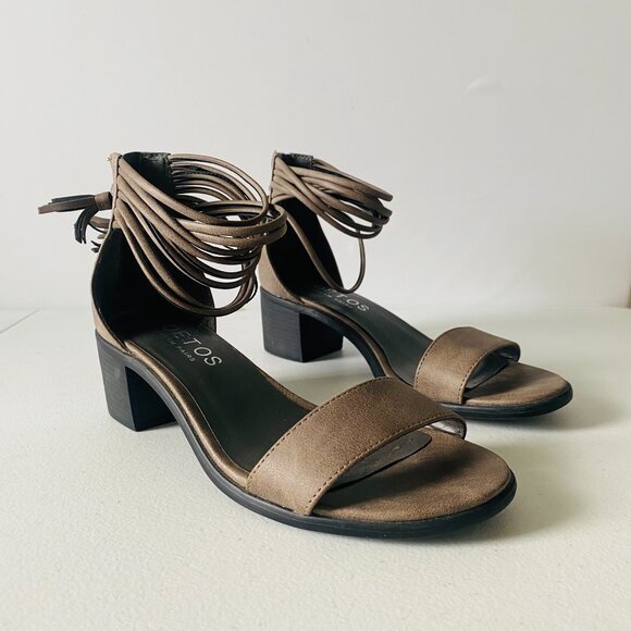 Toetos By Dream‎ Pairs  Size 8M Gray Open Toe Block Heel Sandals - Picture 1 of 7